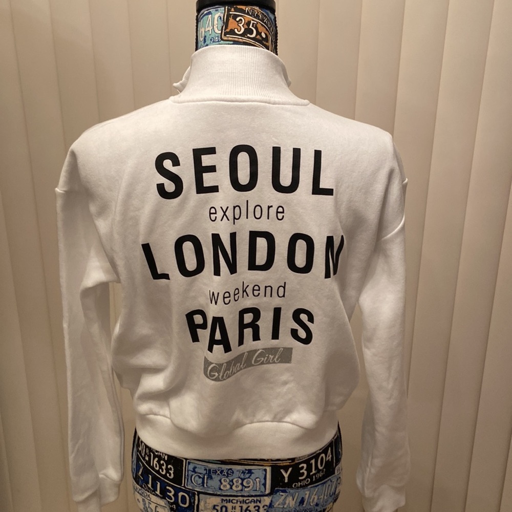 H & M  TOP
